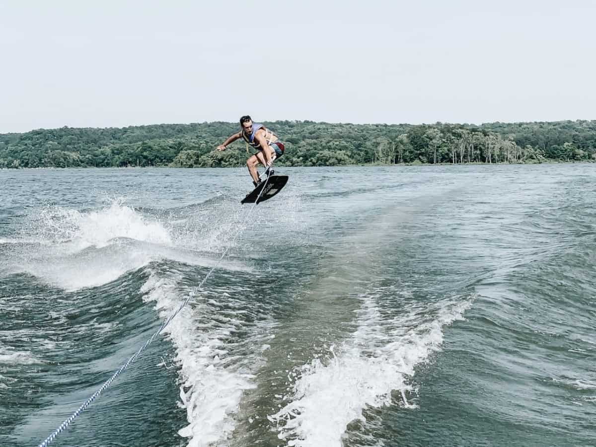 ¿Es más difícil el wakeboard o el snowboard?  ¡Vamos a averiguar!  - AquaSportsPlanet