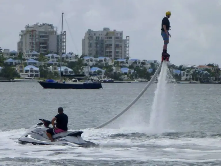 ¿Vale la pena hacer flyboard?  La guía completa para principiantes