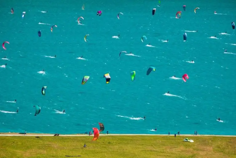 ¿Pueden los kitesurfistas ir contra el viento?  Aquí están los hechos