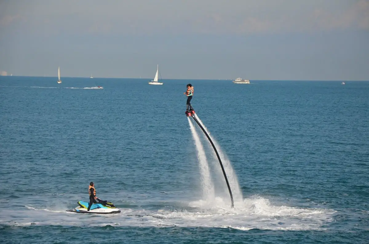 7 peligros del flyboard y cómo mantenerse a salvo - AquaSportsPlanet