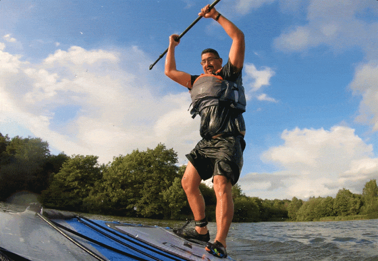 ¿Puede una persona pesada remar?