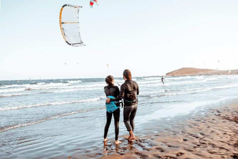 Cómo controlar una tabla de kitesurf: guía completa - AquaSportsPlanet