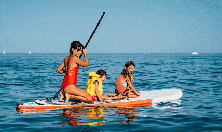 Cómo hacer paddle surf con un niño